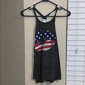 “Modern lux” tank